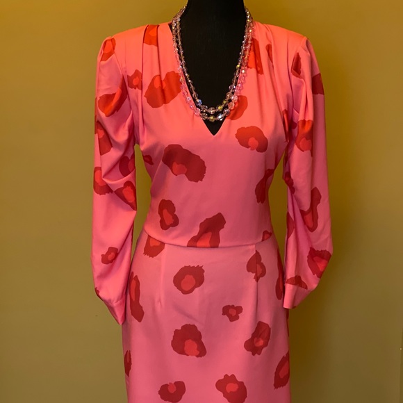 Dress - Picture 3 of 8